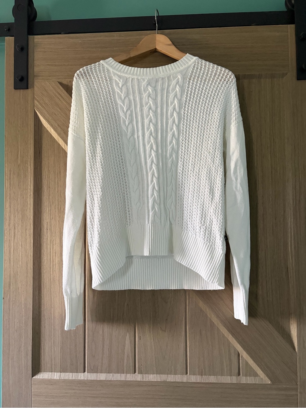 Banana Republic Ivory Cable Knit Crewneck Sweater
